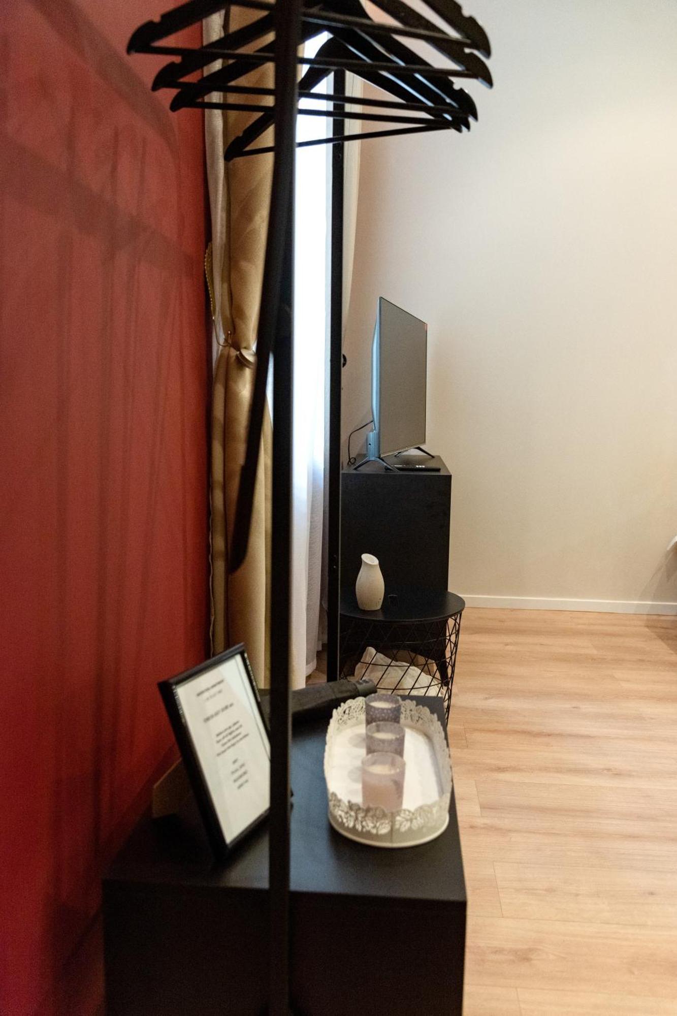 Monstera Apartman Budapest Bagian luar foto