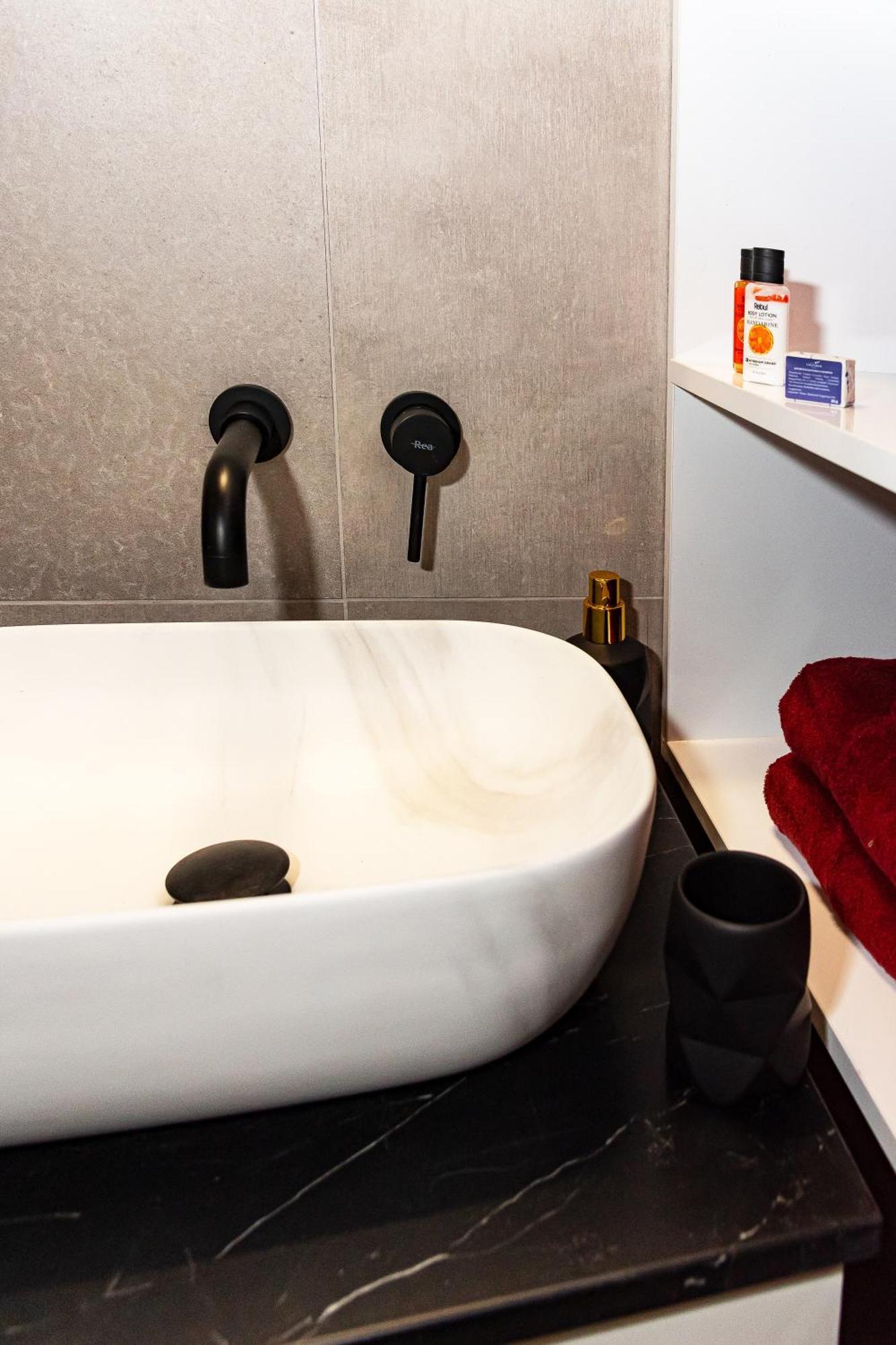 Monstera Apartman Budapest Bagian luar foto